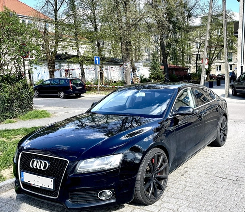 Audi A5 cena 98400 przebieg: 132000, rok produkcji 2010 z Warszawa małe 92